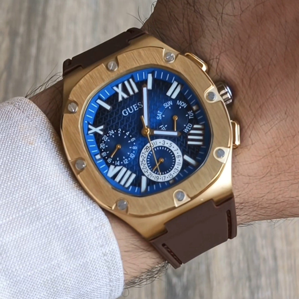 Guess GW0571G5