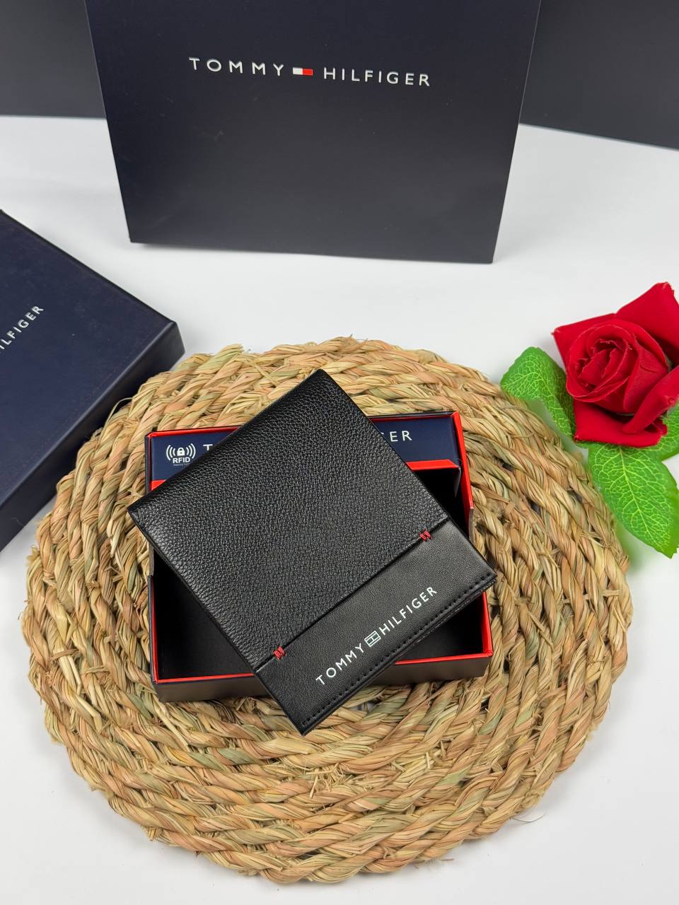 Tommy Hilfiger wallet