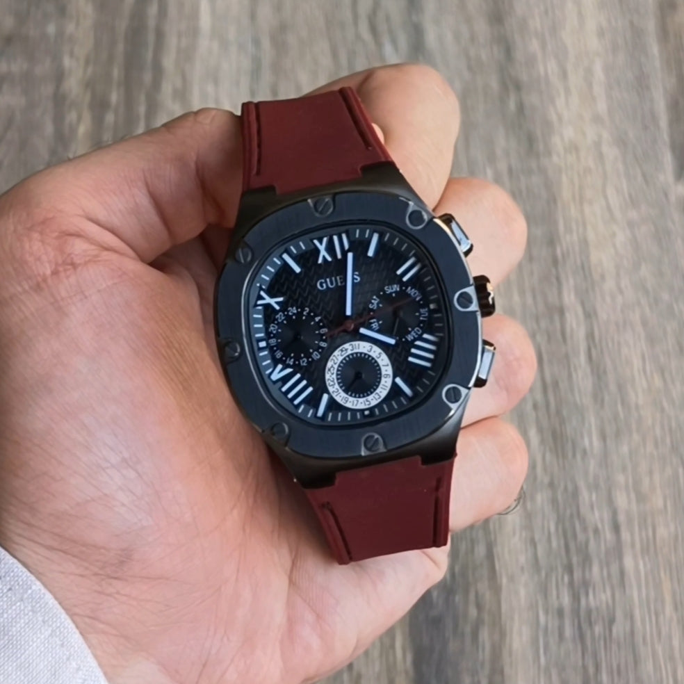 Guess GW0571G4