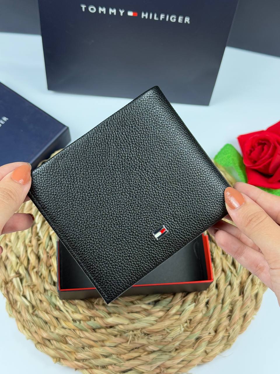 Tommy Hilfiger wallet